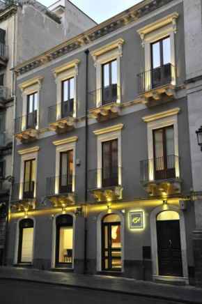 Гостиница Etnea 454 Catania Luxury Rooms, Катания